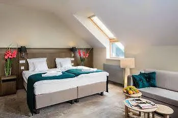 Residence Szary 3*